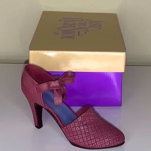 Just the Right Shoe Blush